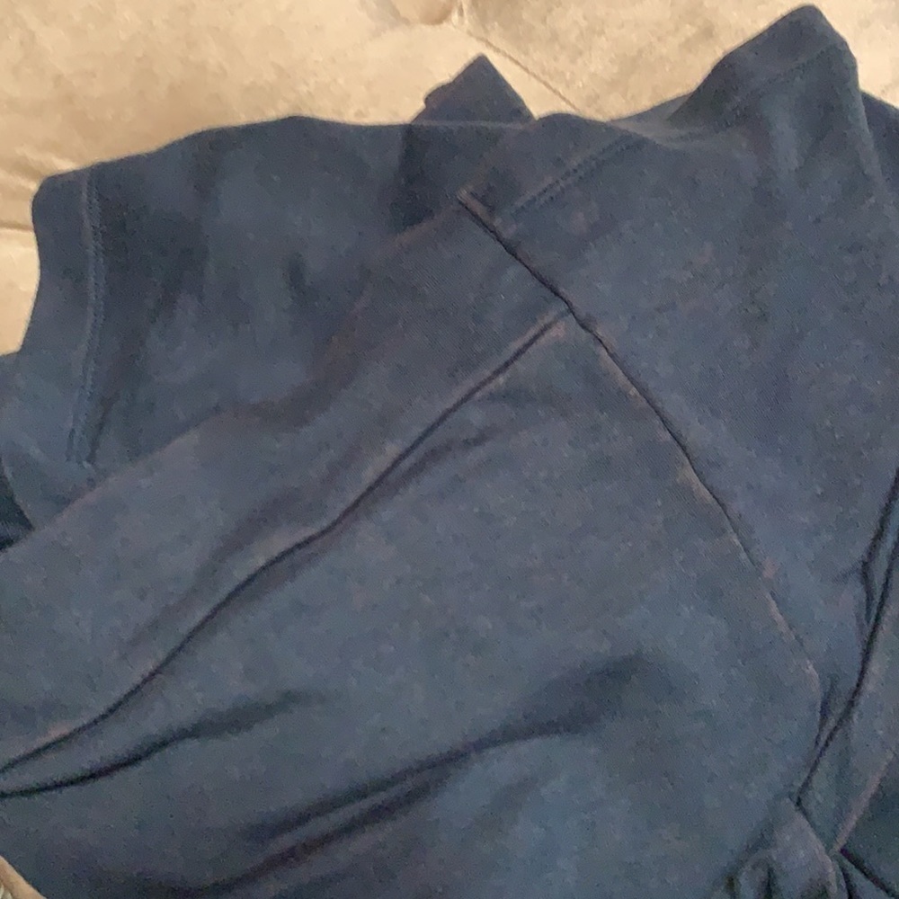 Jessica Simpson blue v neck open back sweatshirt - Picture 9 of 9
